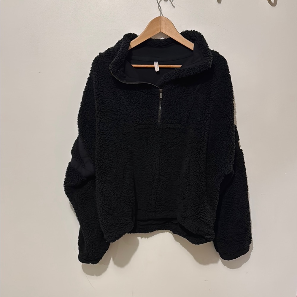 Cozy Black Fleece Pullover Top/Jacket